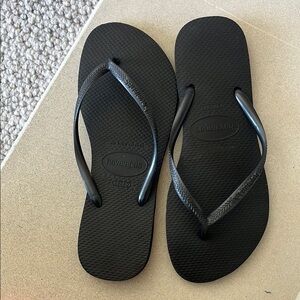 Havaianas Black Flip Flops